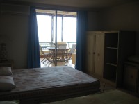 type master suite(beachfront)
